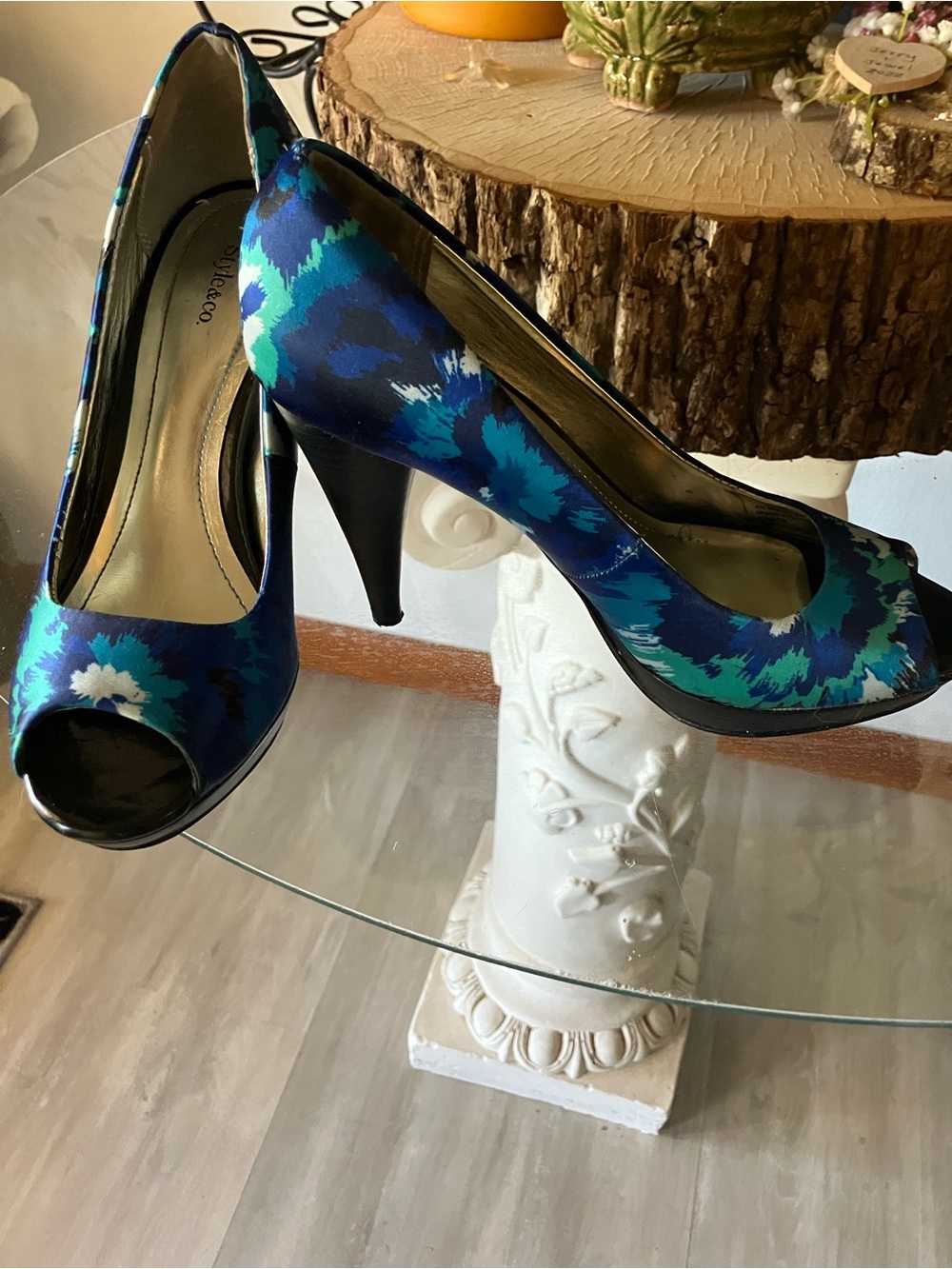 Style and company pump heels